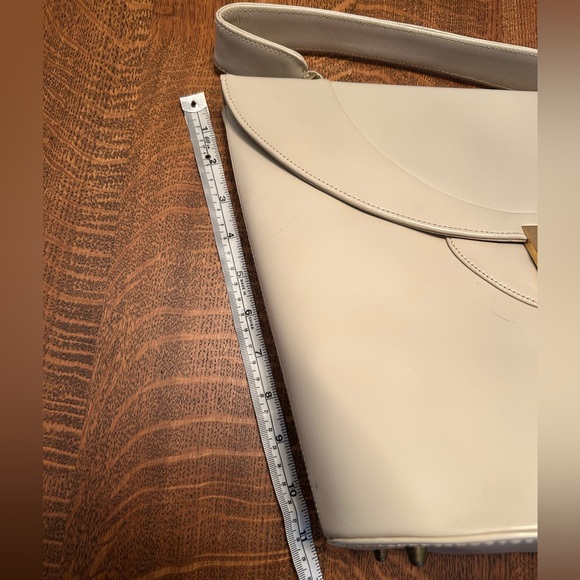 Vintage Normandie Cream Leather Handbag - Picture 7 of 14